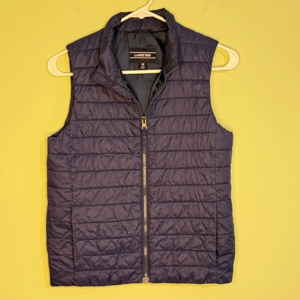 Lands' End Navy Blue womans M lightweight quilted vest side pockets layering